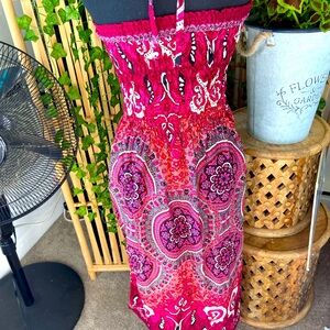 Boho Style Sleeveless dress.  Elastic scrunch to waist. Euc.